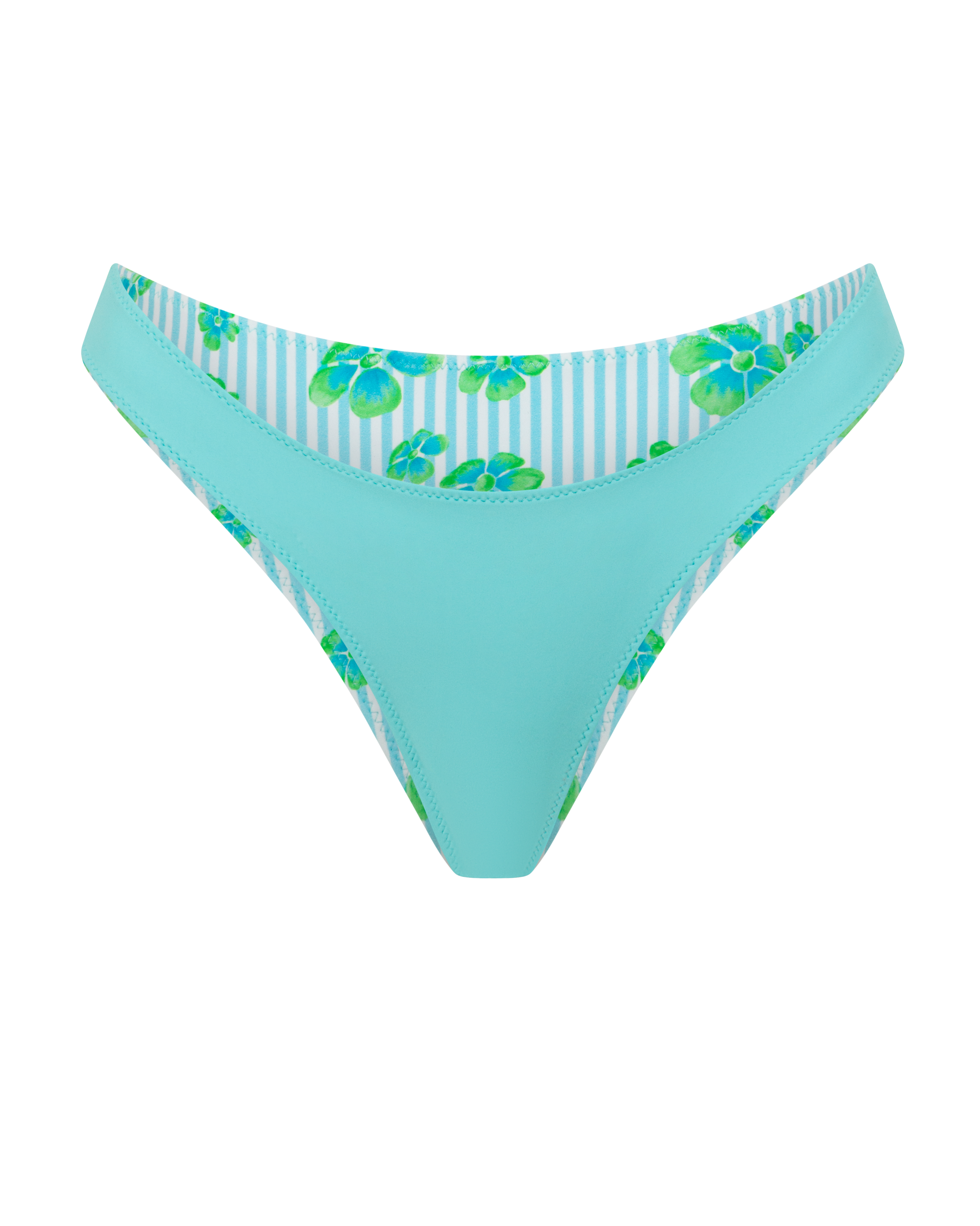 Lottie Bottom in Praia