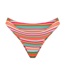 Lottie Bottom in Fiesta