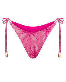Isla Bottom in Amelie