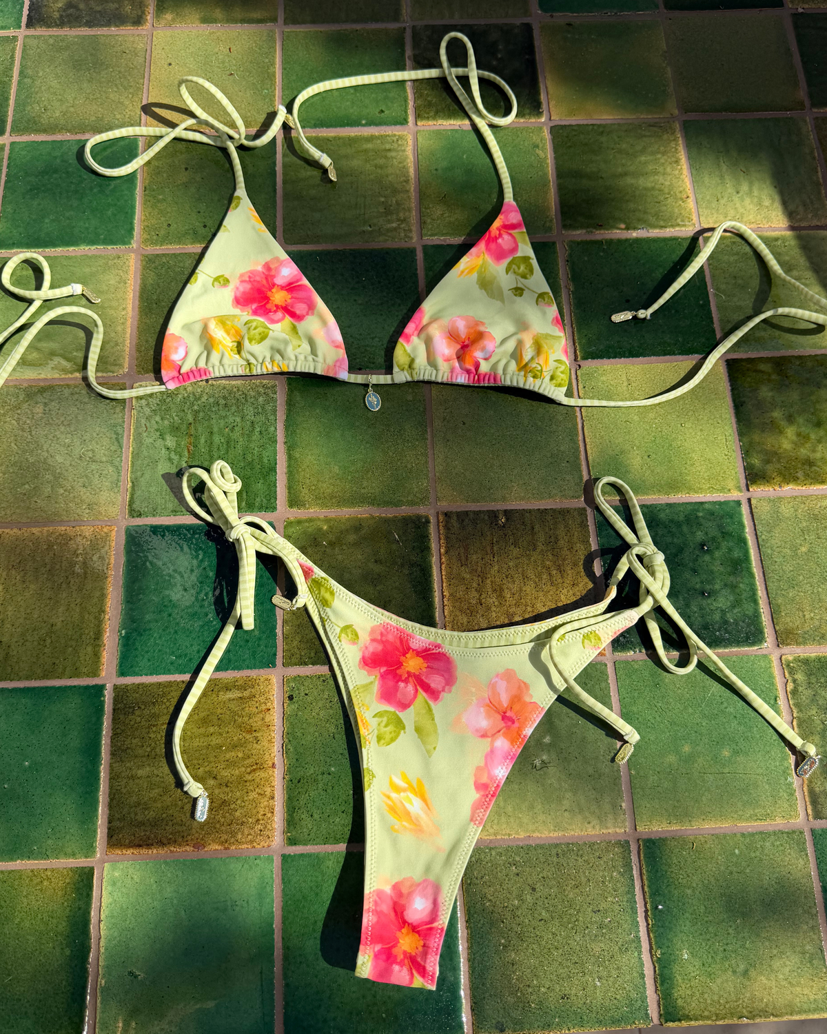 Flora Top in Oliva Reversible
